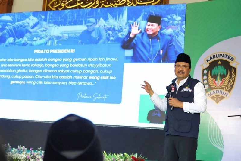 Bansos dan Honor Pendamping Sosial Aman, Mensos Pastikan Efisiensi Tak Kurangi Hak Rakyat