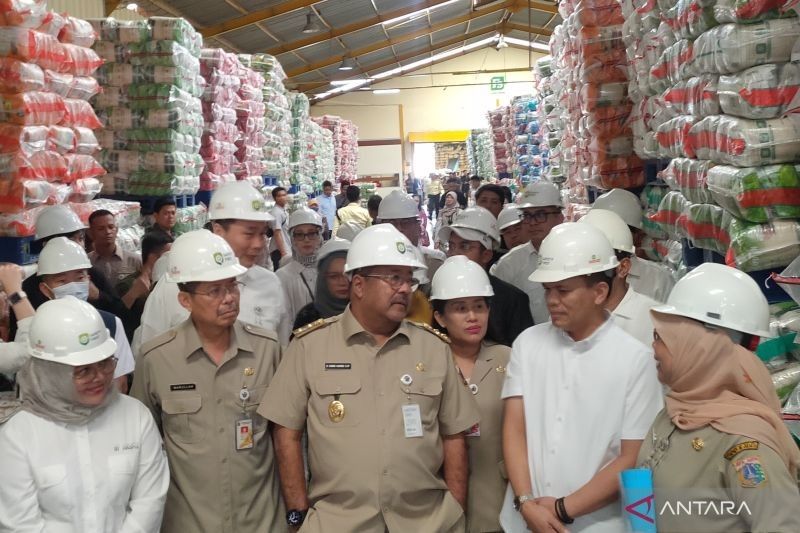 Pemprov DKI Jakarta Tinjau Ulang Kenaikan Tarif Air Minum