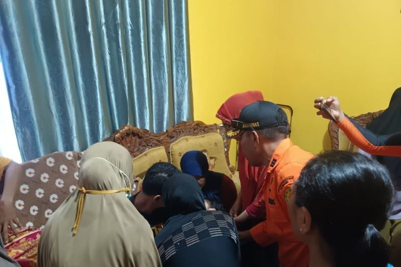 Dramatis! Tim SAR Evakuasi Aura Kasih (14) yang Terseret Arus di Wakatobi