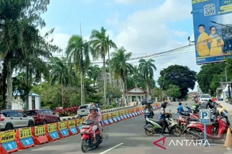 Parkir Liar di Jalan Sudirman Pangkalpinang Langgar Aturan, Dishub Babel Cari Solusi