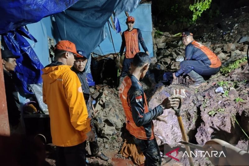 Tragedi Longsor Tapanuli Selatan: Pasangan Suami Istri Ditemukan Meninggal