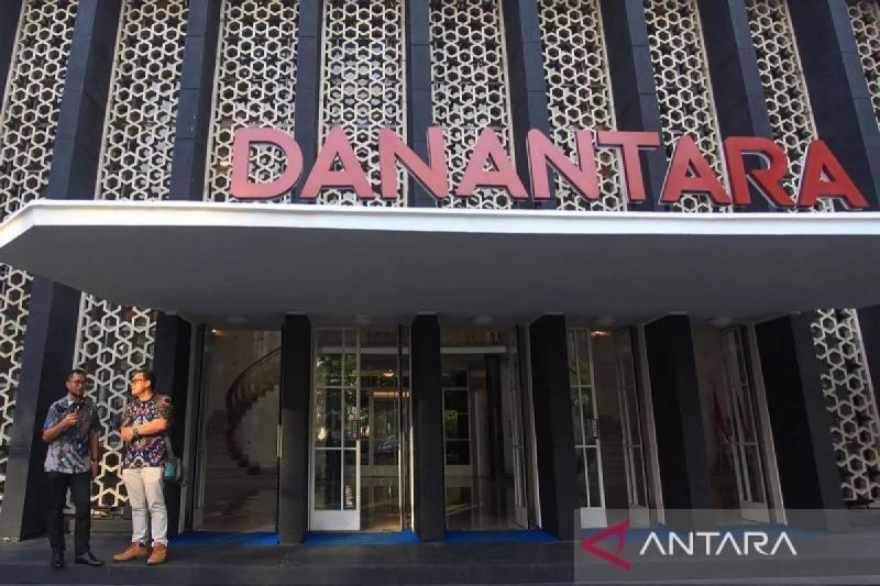 Danantara: Tonggak Baru Modernisasi Pengelolaan BUMN Indonesia?