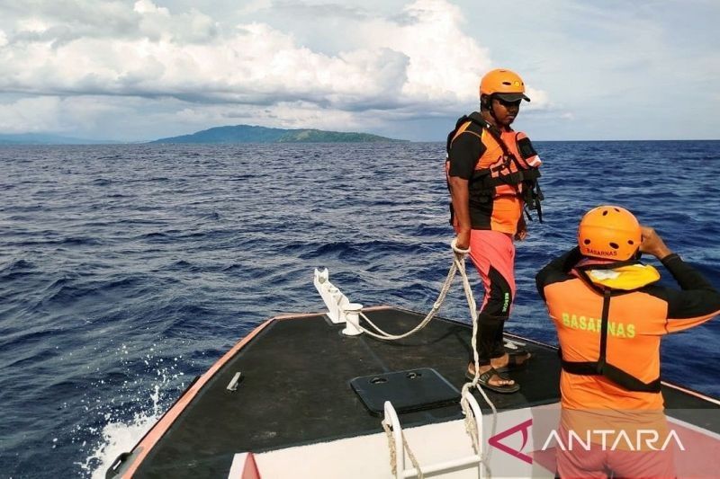 Tim SAR Ambon Cari Wanita 65 Tahun yang Lompat dari Kapal di Perairan Tanjung Alang