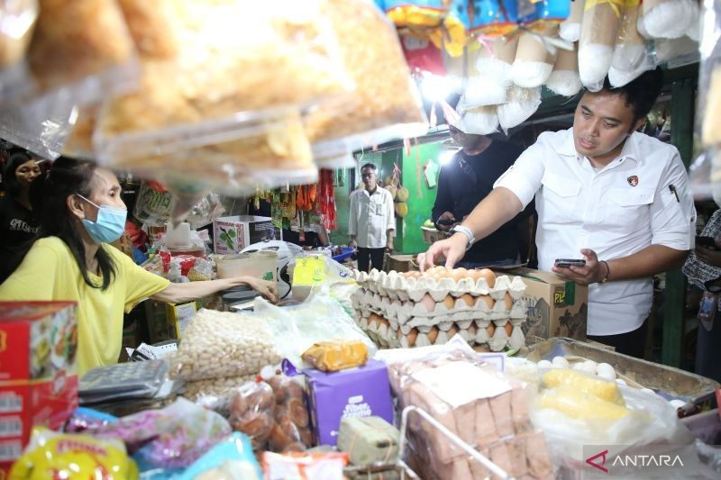 Pemkot Surabaya Jamin Stok Bahan Pokok Aman Jelang Ramadhan