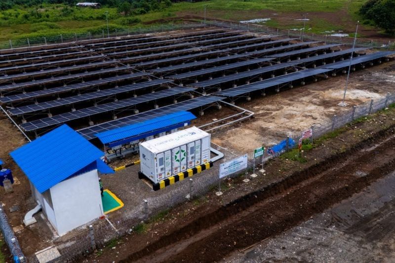 Revolusi Hijau: ABMM dan SUN Energy Bangun PLTS CBESS Pertama di Indonesia