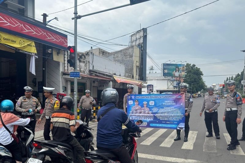 Polres Situbondo Tilang 129 Pengendara Nakal Selama Operasi Keselamatan Semeru 2025