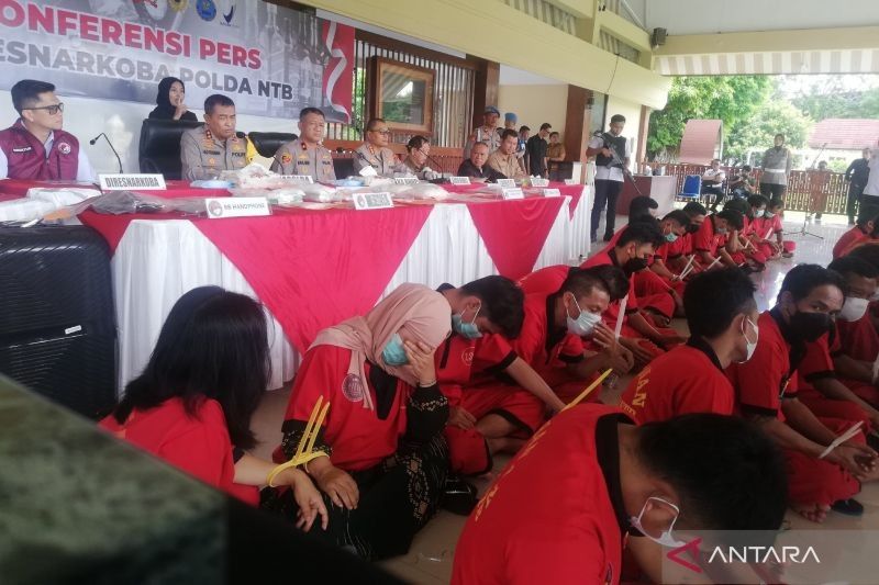 Polda NTB Ungkap 165 Kasus Narkoba, 248 Tersangka Ditangkap!