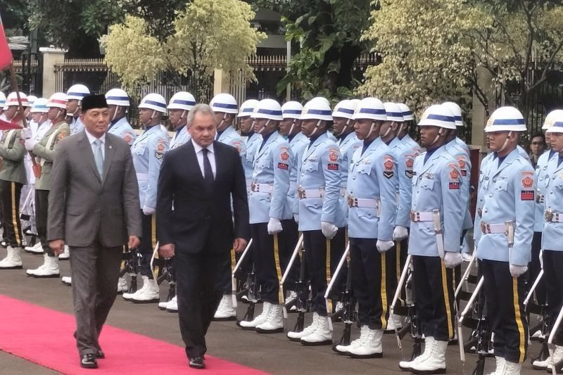 Menhan RI Sjafrie Sjamsoeddin Jajaki Kerja Sama Militer dengan Rusia