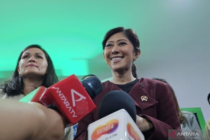 Meutya Hafid Ajak Kepala Daerah Pimpin Transformasi Digital Nasional