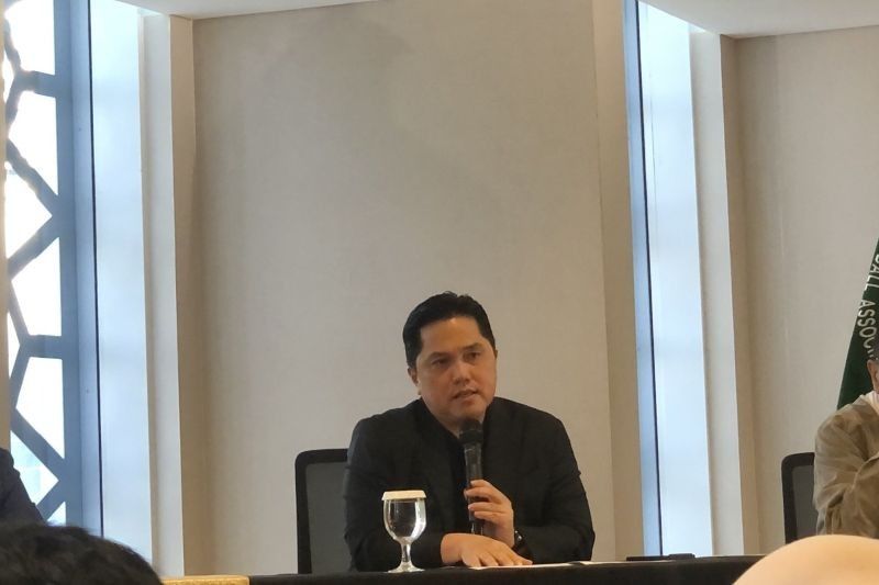 Erick Thohir Tekankan Fokus Nova Arianto pada Piala Dunia U-17 2025