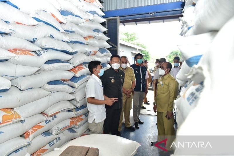 Stok Beras Lamongan Aman Jelang Ramadhan: Surplus dan Harga Stabil