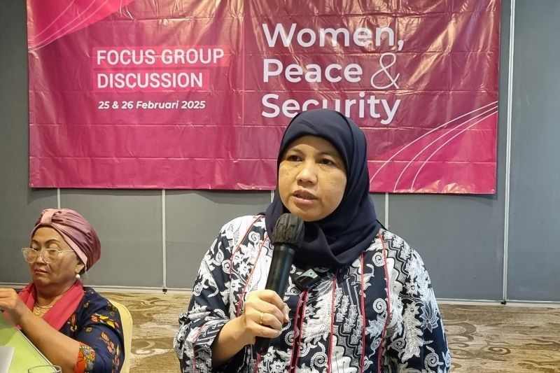 Setengah Populasi Indonesia Perempuan: Mengapa Agenda WPS Penting?