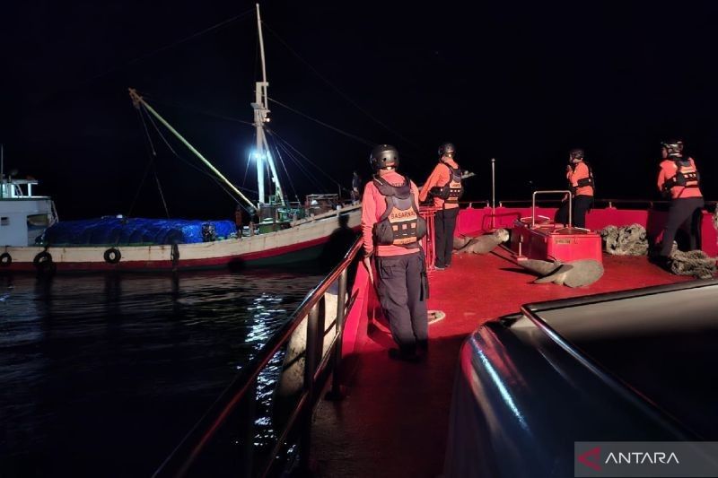 Kapal Pengangkut Pupuk Alami Kerusakan Mesin di Perairan Lombok, Seluruh ABK Selamat