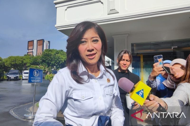 Menkominfo Meutya Hafid: Biro Humas Pemerintah Harus Tangkal Misinformasi di Medsos