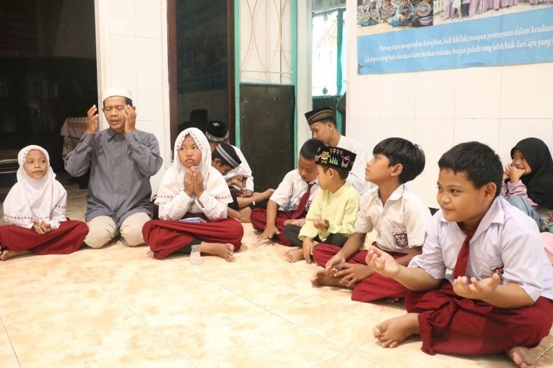 Pertamina Patra Niaga Berbagi Kebahagiaan di Ramadhan: Santunan untuk Anak Yatim di Surabaya