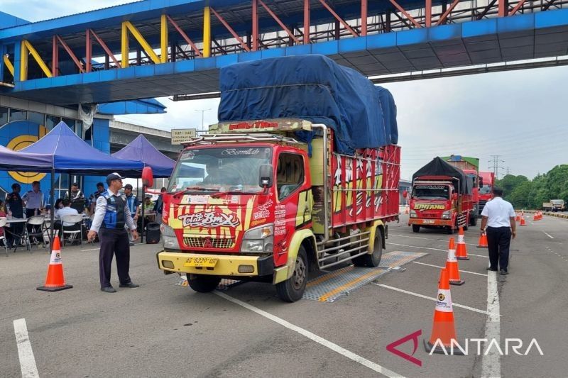 Jasamarga Dukung Operasi Penertiban ODOL di Tol Trans Jawa: Wujudkan Perjalanan Lebih Aman dan Nyaman