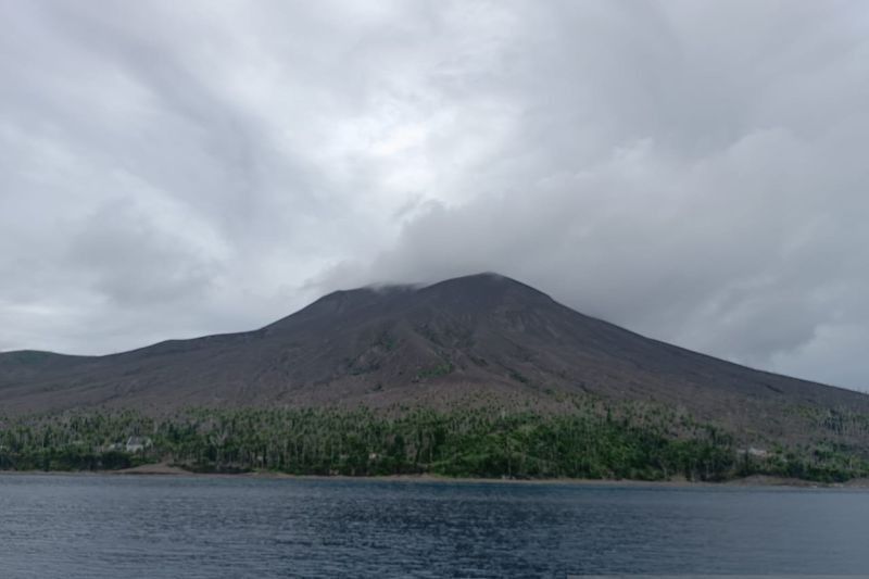 Waspada! Gunung Ruang di Sulawesi Utara Berstatus Waspada, Ancaman Lontaran Material Pijar