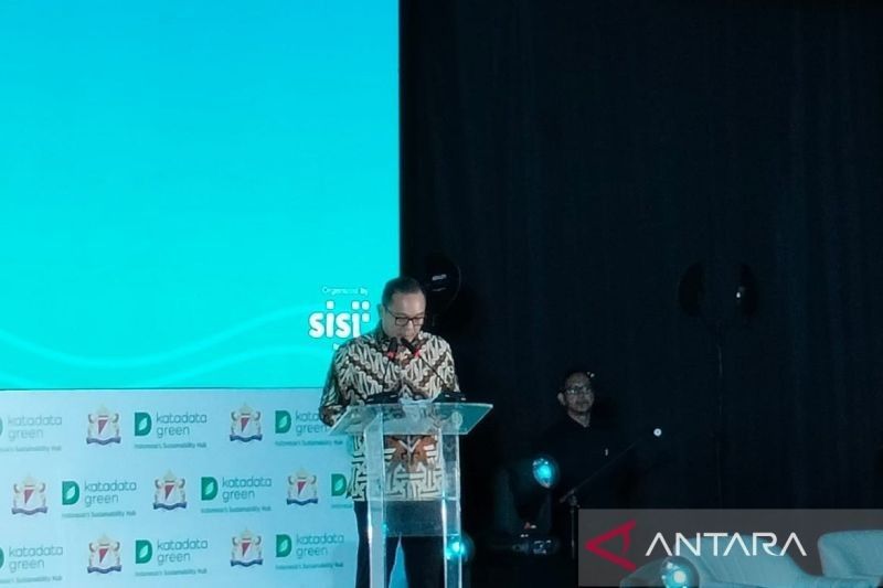 Indonesia Dorong Investasi EBT: Tantangan Besar, Potensi Menggiurkan