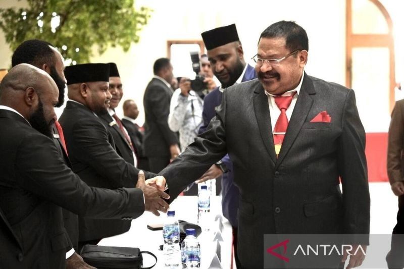 DPR Papua Pegunungan Tetapkan John Tabo-Ones Pahabol sebagai Gubernur dan Wagub