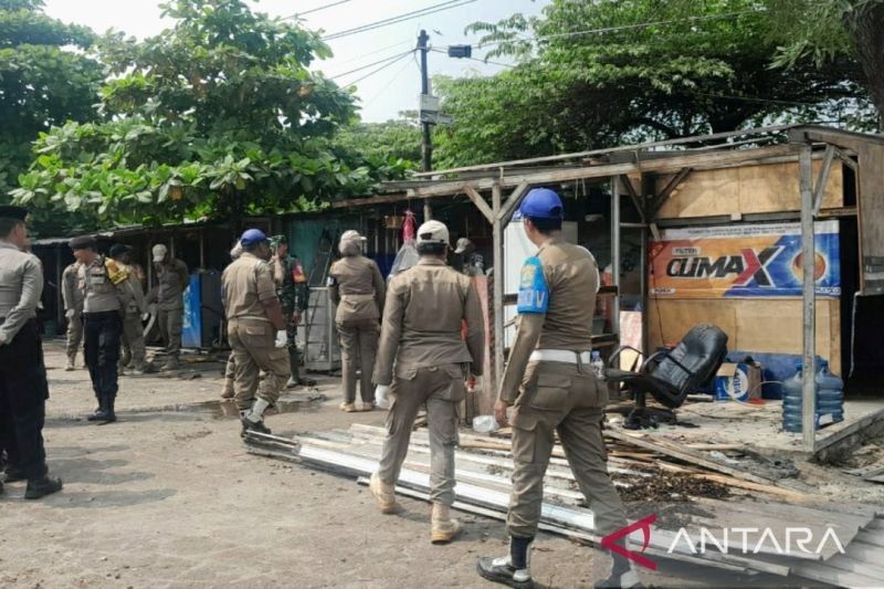 Penertiban Bangunan Liar di Akses Tol Karawang Timur Lancar, Perbaikan Jalan Segera Dimulai