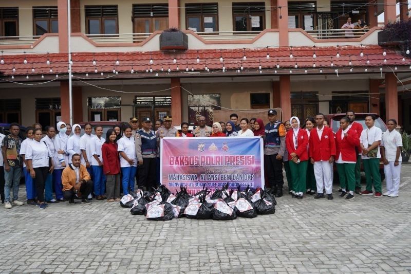 Polres Jayapura Salurkan Bansos Jelang Ramadhan: Jalin Silaturahmi dan Jaga Kondusifitas