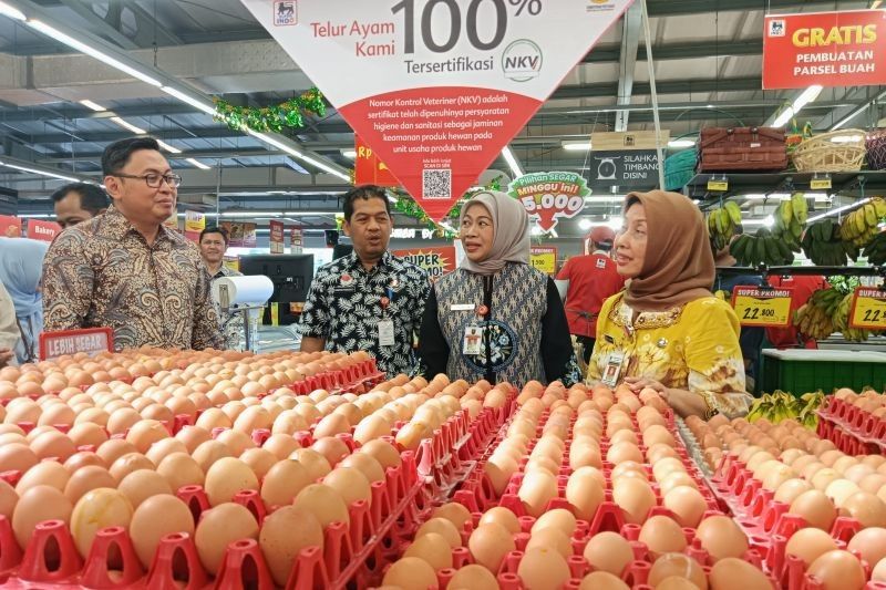 Superindo Berikan Diskon 30% Paket Sembako di Program 'Friday Mubarak'