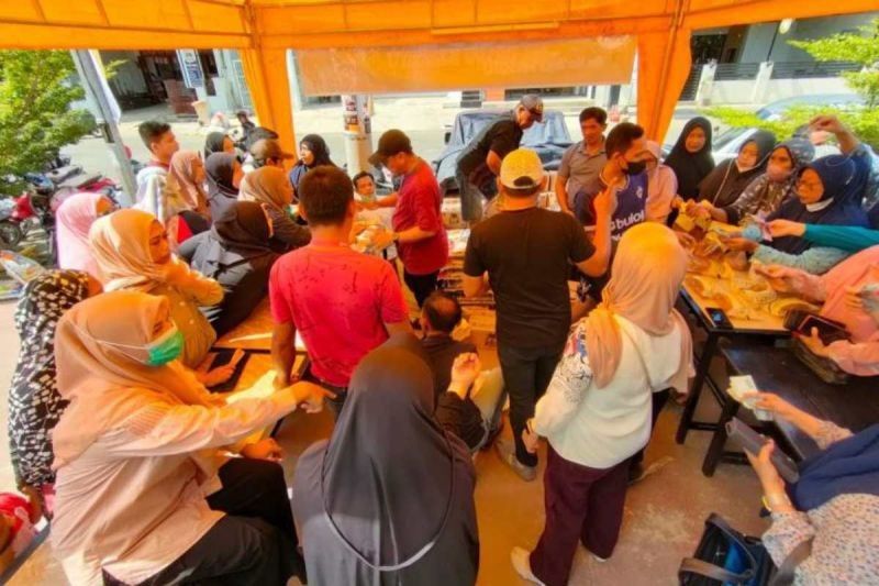 Pasar Murah Ramadhan Pemkab Sinjai: Beras Jadi Primadona, Warga Antusias!