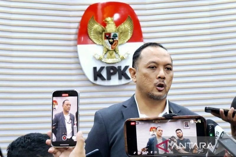 Pramugari Diperiksa KPK Terkait Korupsi Dana Operasional Pemprov Papua