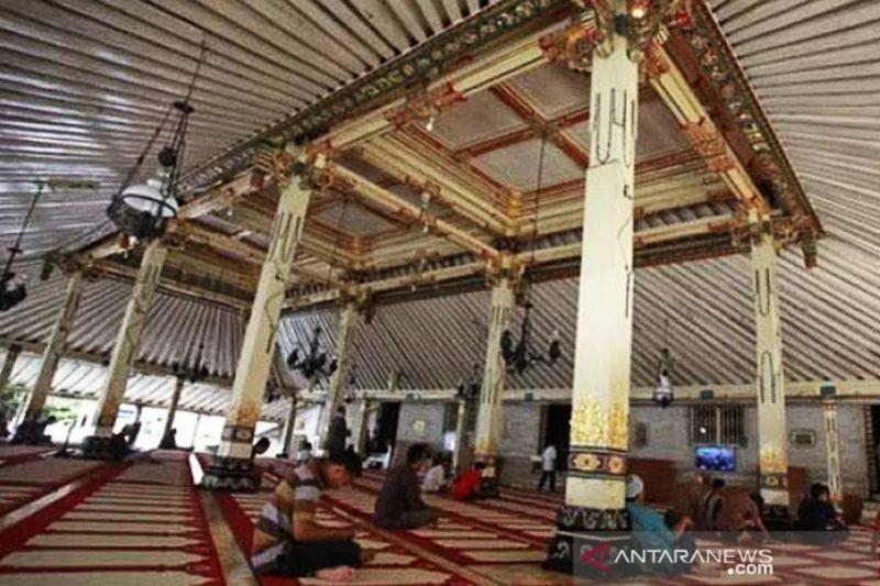 Masjid Gedhe Kauman Yogyakarta Siapkan 1.600 Porsi Takjil, Sajikan Gulai Kambing Spesial!