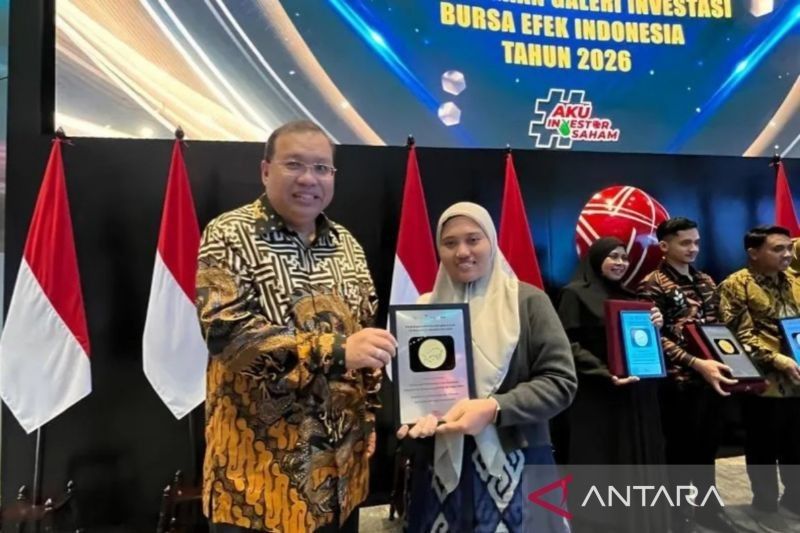 Belitung Timur Raih Penghargaan Galeri Investasi Teraktif dari BEI