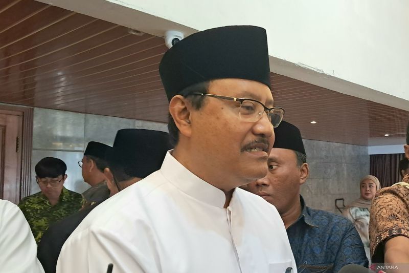 Mensos Gus Ipul: Bansos Tetap Berbasis Data DTSEN, Tak Langsung Cair Akibat PHK Sritex