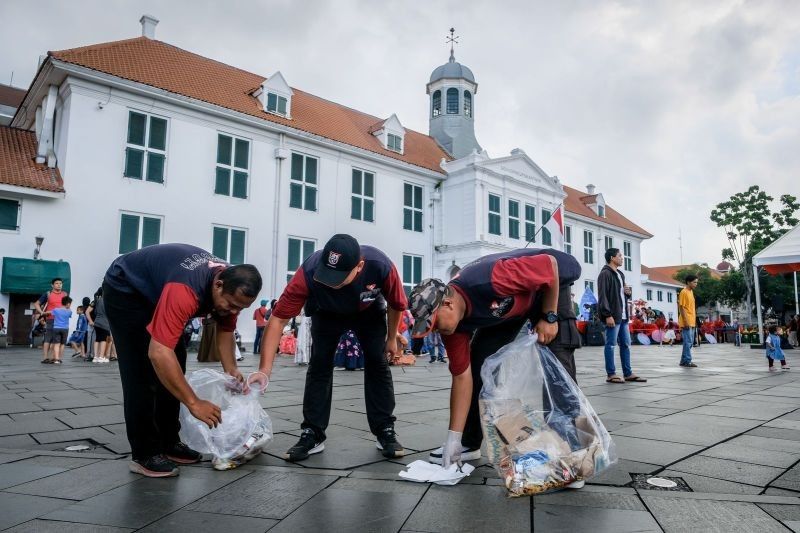 Gerakan Wisata Bersih: Upaya Nyata Wujudkan Destinasi Pariwisata Indonesia Berkelanjutan