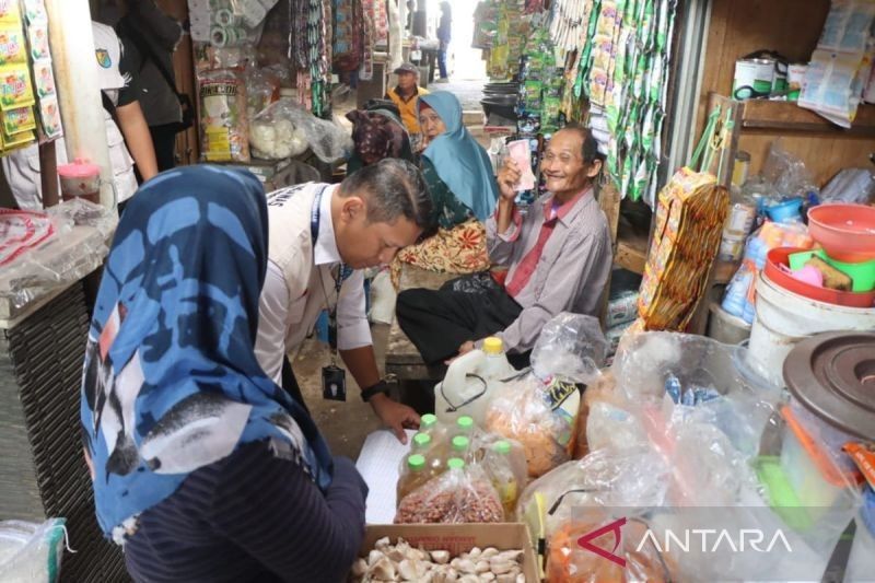 Harga Kebutuhan Pokok di Pekalongan Stabil Jelang Ramadhan, Tapi Ada yang Naik!