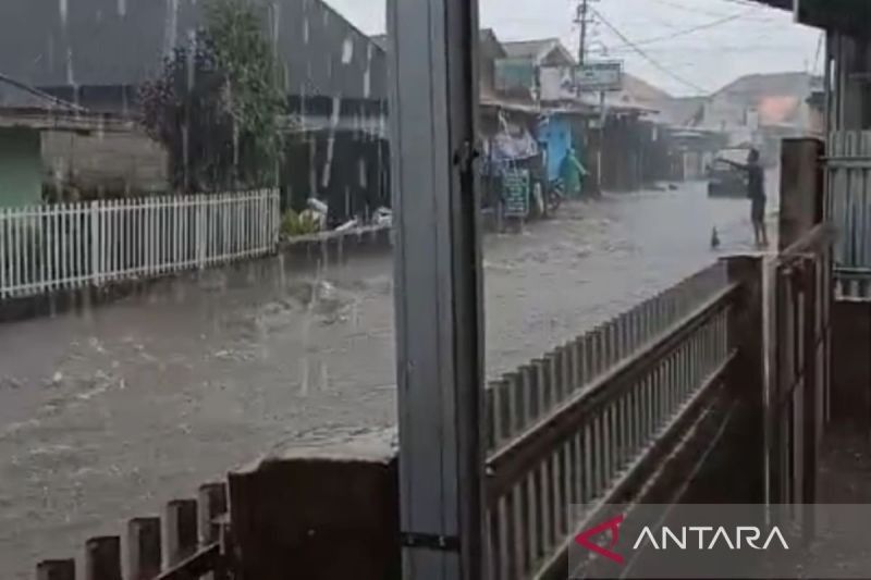 Banjir Rejang Lebong: Drainase Kelebihan Kapasitas, Kesadaran Warga Dipertanyakan