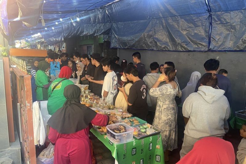 Ramadan di Bali: Kampung Wanasari Banjir Pembeli Takjil, Libatkan Ratusan Pedagang UMKM