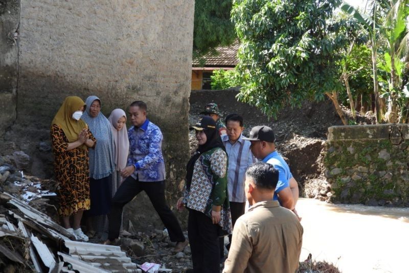 4 Rumah di Atas Sungai Bandarlampung Bakal Dibongkar Cegah Banjir