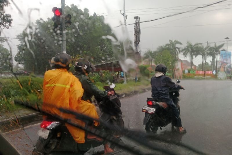 BMKG: Curah Hujan di NTB Diprediksi Menurun di Awal Ramadhan