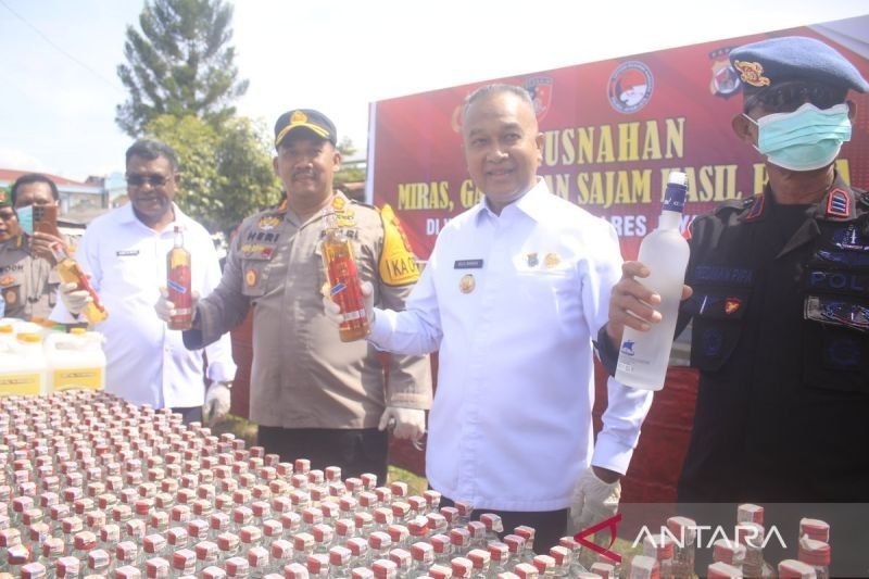 Pemprov Papua Pegunungan Gencar Berantas Miras: Cegah Gangguan Keamanan dan Selamatkan Generasi Muda