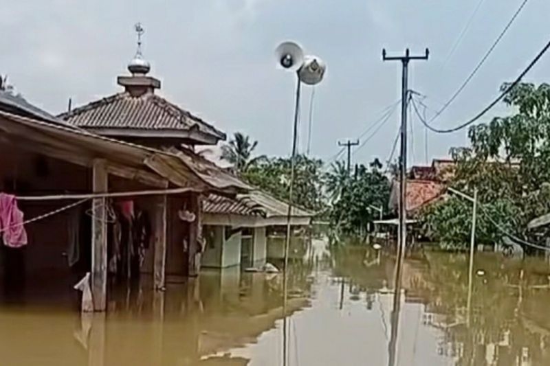 Banjir Karawang Rendam Ratusan Rumah, Lebih dari 1.000 Jiwa Mengungsi