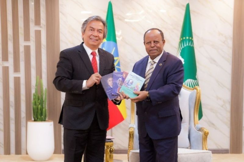 Dubes RI Al Busyra Dinobatkan sebagai Dubes Paling Aktif di Ethiopia oleh Presiden Taye