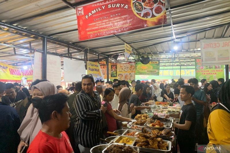 Bazar Takjil Benhil: Surga Takjil Murah Meriah di Bulan Ramadan