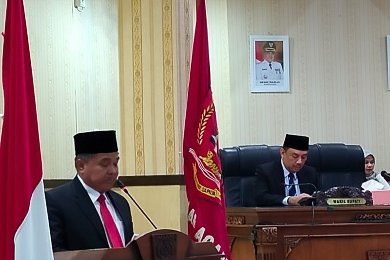 Bupati Agam Luncurkan Program 100 Hari Kerja: Fokus Peningkatan Iman dan Swasembada Pangan