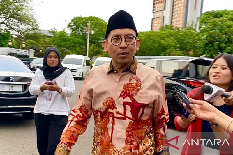 Fadli Zon dan Ketua MPR Hadiri Buka Puasa Bersama Presiden di Istana