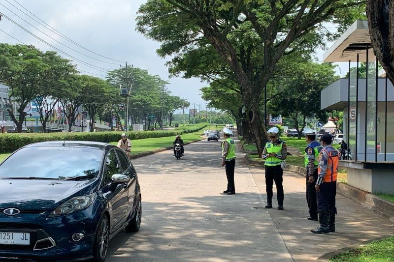 Pemkot dan Polrestabes Semarang Dirikan Posko Terpadu Cegah Kecelakaan di Silayur