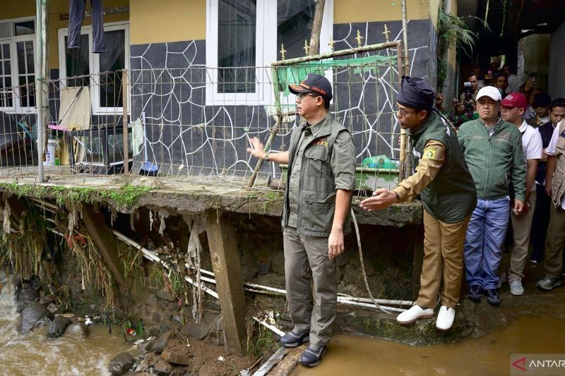 BNPB Targetkan Pemulihan Akses Jalan di Bogor Rampung Sebelum Lebaran