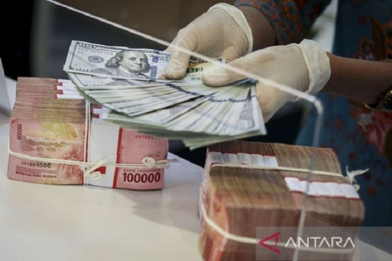 Rupiah Menguat: Harapan Perdamaian Ukraina Dongkrak Nilai Tukar