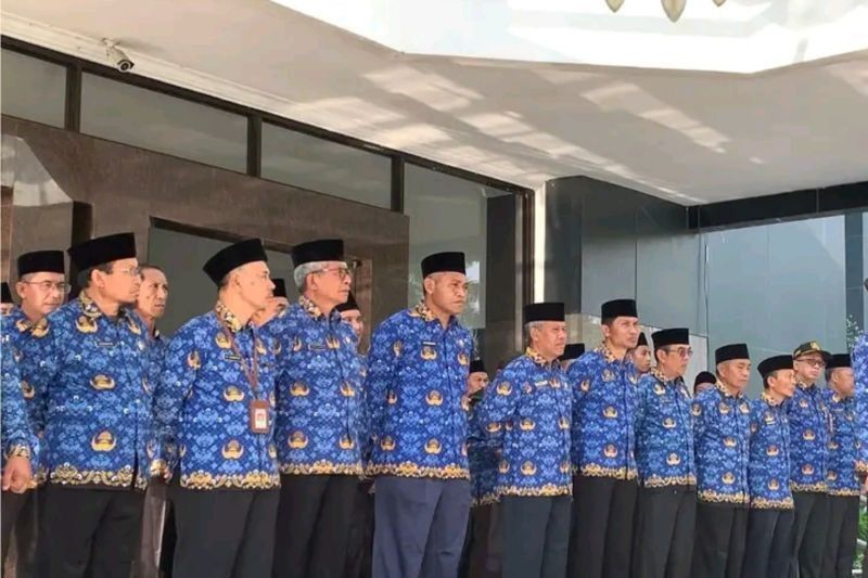 Ratusan Pejabat Lombok Timur Segera Dimutasi, Bupati: Tingkatkan Pelayanan!