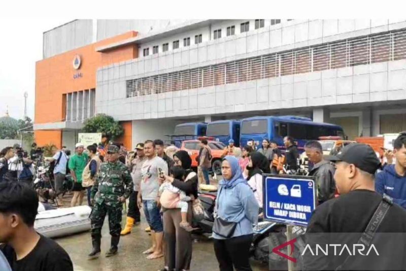 Banjir Parah di Bekasi: Akses Menuju PGP Terendam 80 Cm, Ribuan KK Terdampak