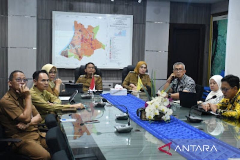 Pemkot Banjarmasin dan BWS Komitmen Lanjutkan Proyek NUFReP untuk Kendalikan Banjir