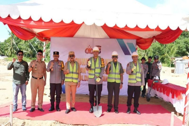 Gubernur Sulbar Apresiasi Pembangunan Rumah Subsidi untuk Anggota Polri